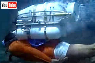 Thunderball underwater battle